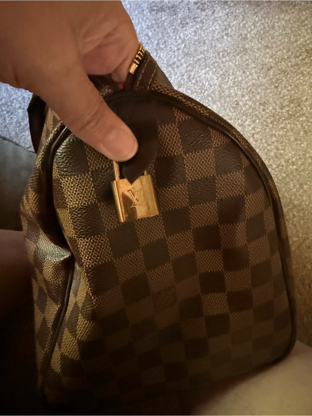 Louis Vuitton Speedy 35 Damier
Ebene Brown Monogram Handbag with Wallet. - Picture 5 of 16